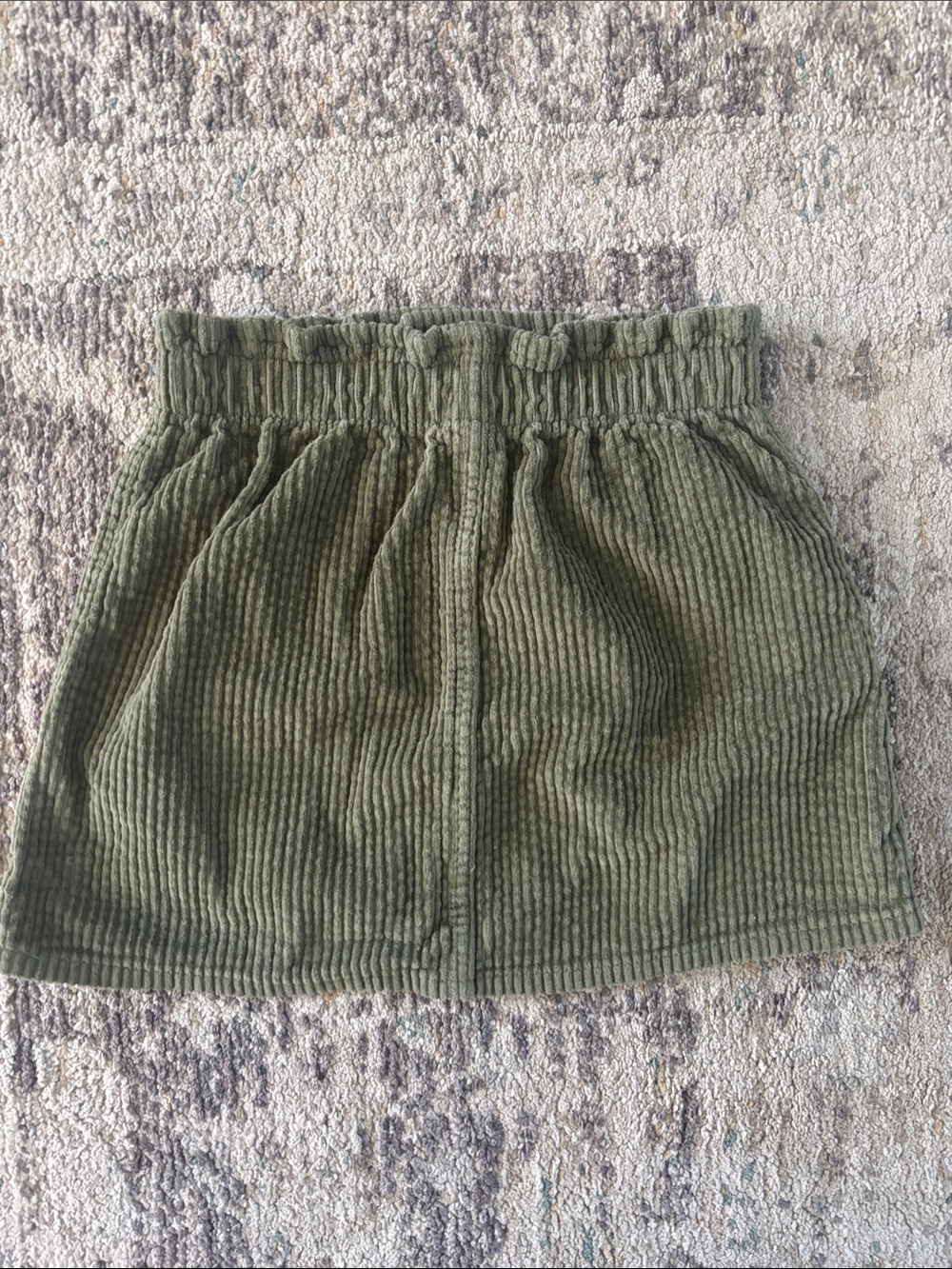 Old Navy Corduroy Heart-Pocket Skirts in Olive & Camel sz 4T - Picture 5 of 6